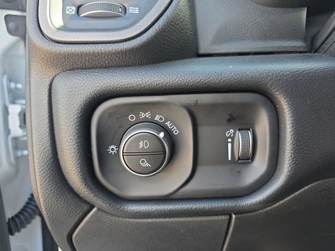 New 2026 RAM 2500 Tradesman AWD/4WD image 25