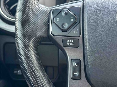 Used 2023 Toyota Tacoma TRD Off-Road image 28