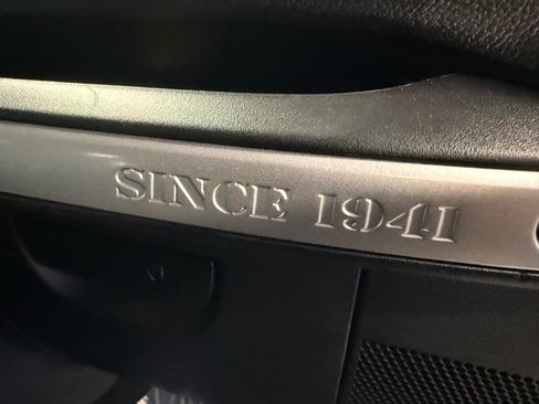 Used 2015 Jeep Wrangler Unlimited Sahara w/ Dual Top Group AWD/4WD image 37