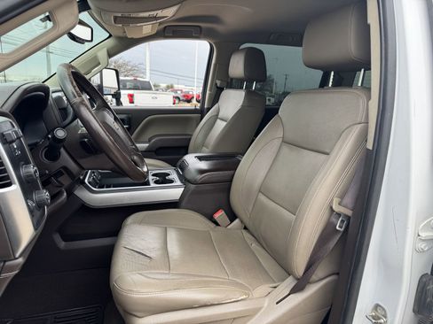 Used 2017 Chevrolet Silverado 2500 LTZ w/ Duramax Plus Package image 25