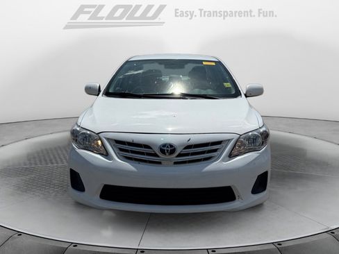 Used 2013 Toyota Corolla LE image 2