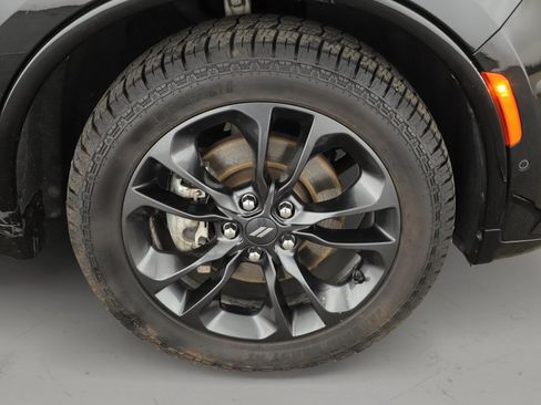 Used 2022 Dodge Durango R/T w/ Blacktop Package RWD image 7