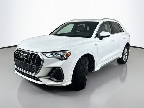 Used 2025 Audi Q3 2.0T Premium AWD/4WD image 3