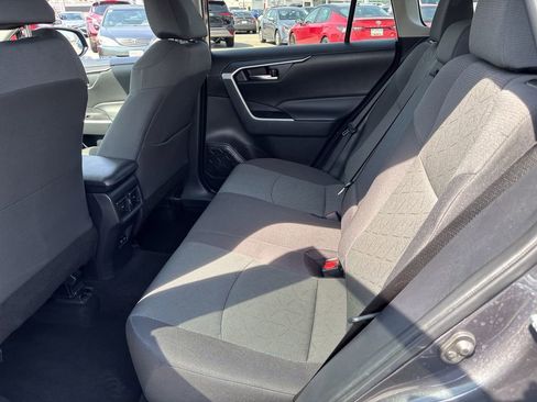 Used 2024 Toyota RAV4 XLE image 41