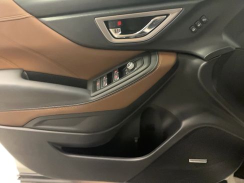 Used 2022 Subaru Forester Touring image 7