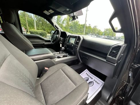 Used 2018 Ford F150 XLT w/ Equipment Group 302A Luxury AWD/4WD image 40
