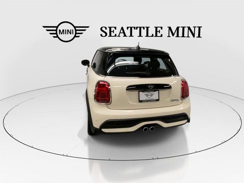 Certified 2023 MINI Cooper S w/ Premium Package image 9