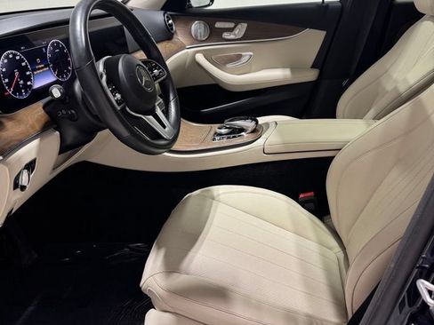 Used 2020 Mercedes-Benz E 350 4MATIC Sedan image 12