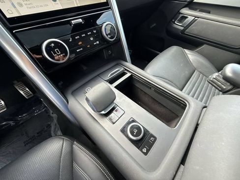 Used 2022 Land Rover Discovery S R-Dynamic AWD/4WD image 21
