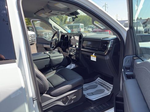 New 2026 Ford F350 Lariat image 27