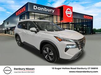 Certified 2025 Nissan Rogue SL w/ SL Premium Package AWD/4WD 360° Tour