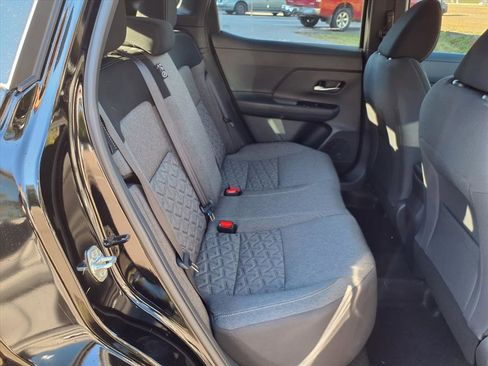 New 2026 Nissan Kicks SV image 12