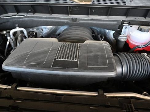 New 2026 Chevrolet Silverado 1500 High Country w/ High Country Premium Package AWD/4WD image 32