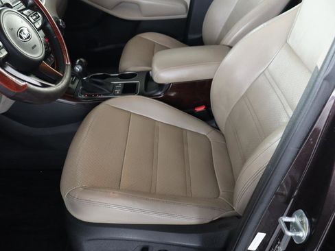 Used 2016 Kia Sorento EX image 13