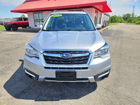 Used 2017 Subaru Forester 2.5i Premium w/ All-Weather Package AWD/4WD image 7