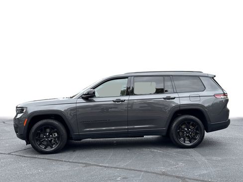 Used 2024 Jeep Grand Cherokee L Laredo image 22