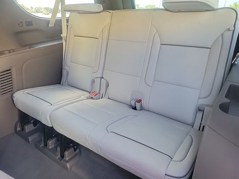 New 2026 GMC Yukon XL Denali w/ Denali Reserve Package image 14