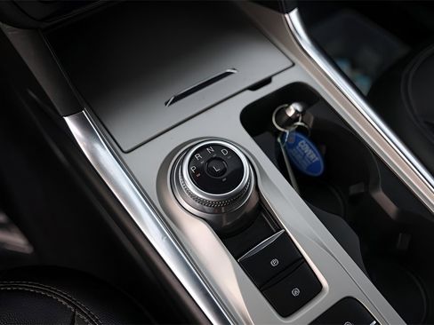 Used 2023 Ford Explorer Limited w/ Equipment Group 301A image 23