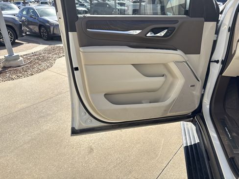 Used 2023 GMC Yukon Denali w/ Max Trailering Package AWD/4WD image 14