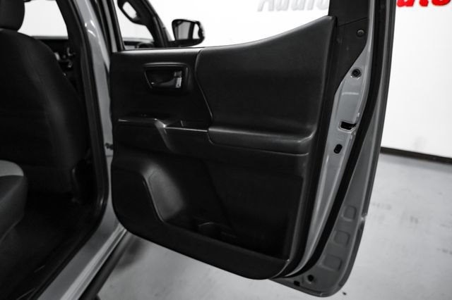 Used 2021 Toyota Tacoma TRD Sport AWD/4WD image 49