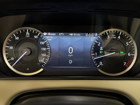 Used 2023 Land Rover Range Rover Velar S image 12