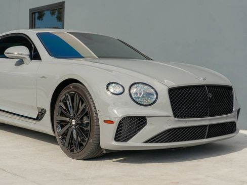 Used 2022 Bentley Continental GT Speed image 38