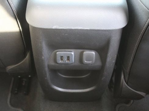 Used 2016 Chevrolet Colorado Z71 image 16