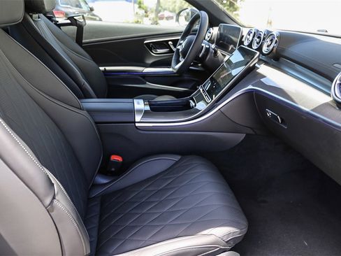 Used 2024 Mercedes-Benz CLE 300 4MATIC Coupe image 17