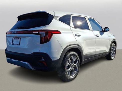 New 2026 Kia Seltos LX image 4