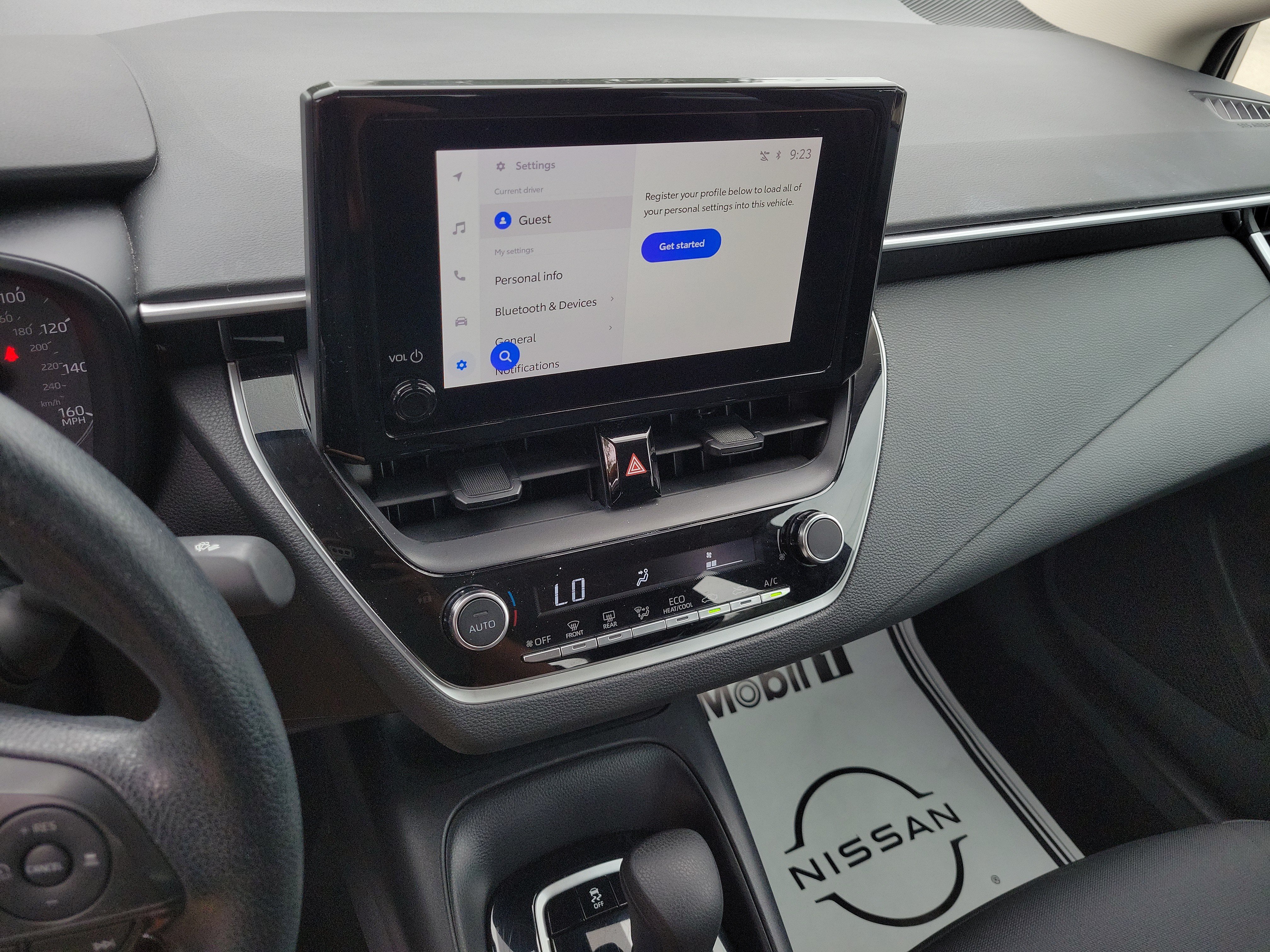 Used 2024 Toyota Corolla LE FWD image 24