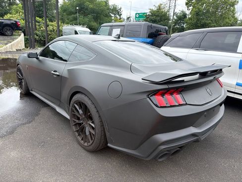 Used 2025 Ford Mustang Dark Horse RWD image 3