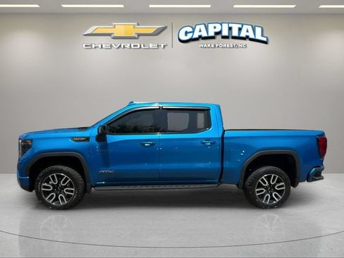 Used 2024 GMC Sierra 1500 AT4 w/ Technology Package AWD/4WD image 2