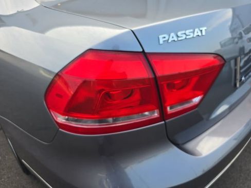 Used 2014 Volkswagen Passat TDI SEL Premium FWD image 20