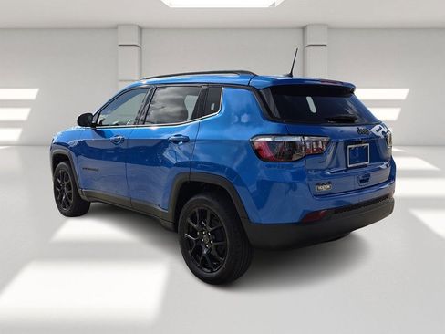 New 2026 Jeep Compass Latitude image 3