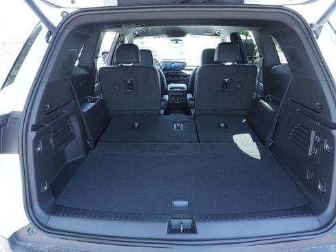 New 2026 Buick Enclave Preferred w/ Super Cruise Package FWD image 8