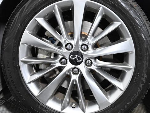 Used 2020 INFINITI Q50 Luxe w/ Essential Package (3.0T Luxe) AWD/4WD image 34