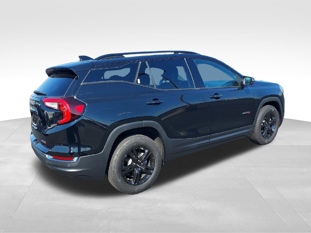 Used 2024 GMC Terrain AT4 w/ Tech Package AWD/4WD image 5