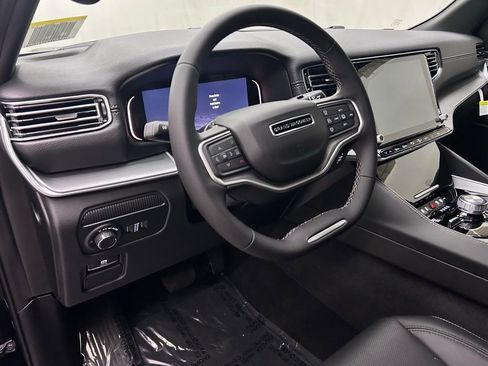 New 2026 Jeep Grand Wagoneer Limited image 11