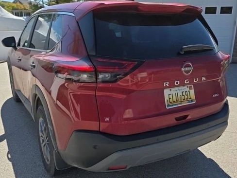 Used 2023 Nissan Rogue S AWD/4WD image 5