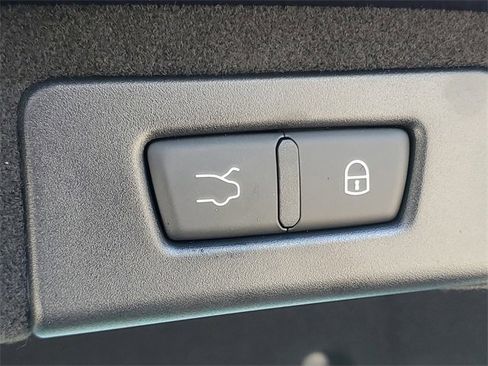 Used 2019 Maserati Ghibli GranLusso image 9