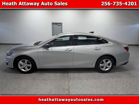 Used 2021 Chevrolet Malibu LS FWD image 1