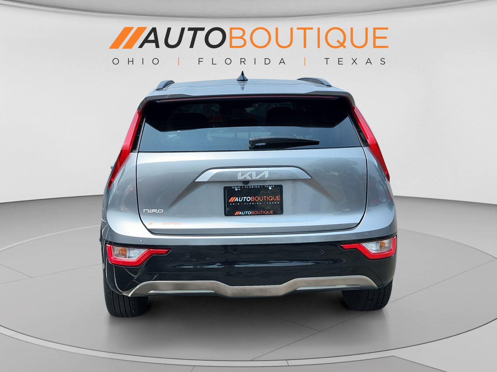 Used 2023 Kia Niro Wind w/ Wind Preserve Package FWD image 4