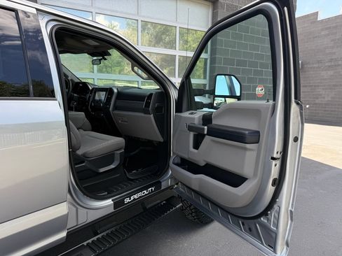 Used 2020 Ford F250 XLT AWD/4WD image 42