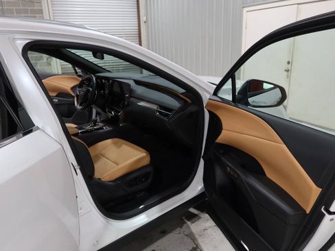 Used 2024 Lexus RX 350 Premium w/ Convenience Package FWD image 12