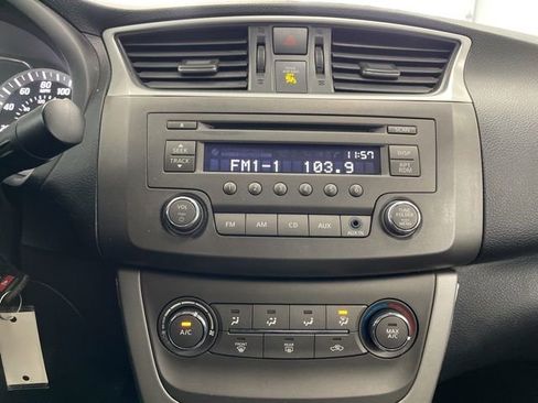 Used 2014 Nissan Sentra SV image 38