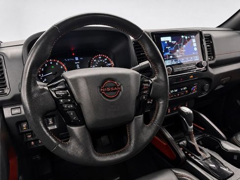 Used 2023 Nissan Frontier PRO-4X w/ Pro-4X Premium Package AWD/4WD image 29