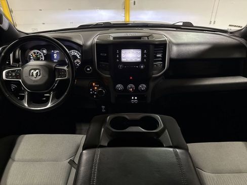 Used 2022 RAM 1500 Big Horn AWD/4WD image 10