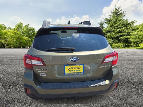 Used 2019 Subaru Outback 2.5i Limited image 6