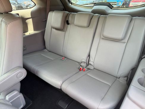 Used 2016 Toyota Highlander XLE FWD image 15