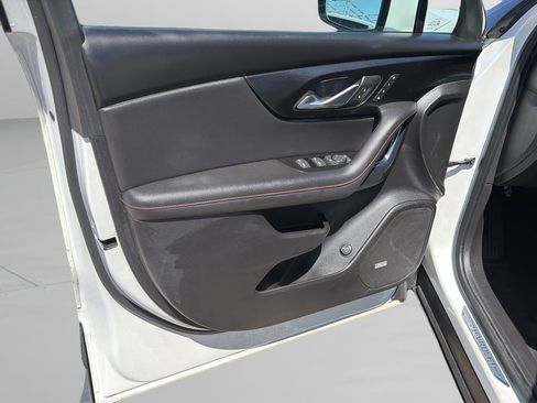Used 2022 Chevrolet Blazer RS w/ Enhanced Convenience Package FWD image 16